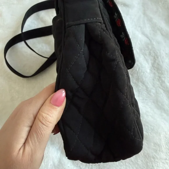 GUC Vera Bradley Black Quilted Crossbody Bag - Picture 6 of 9